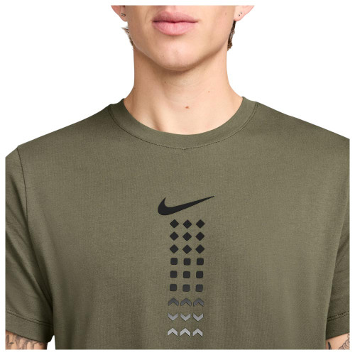 Nike Ανδρική κοντομάνικη μπλούζα Sportswear Ava Rover Tee